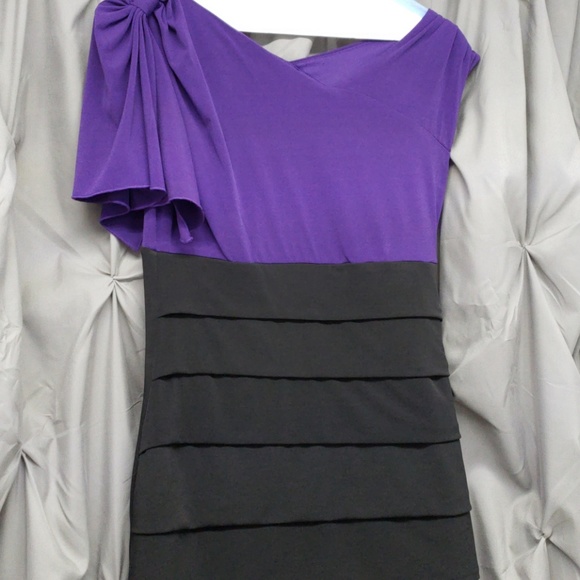 Size 6 bodycon dress - Picture 2 of 5